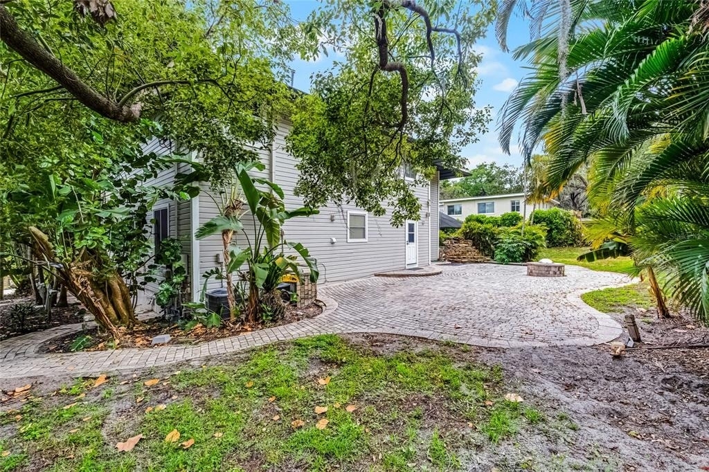 311 E 8th Avenue - Photo 36