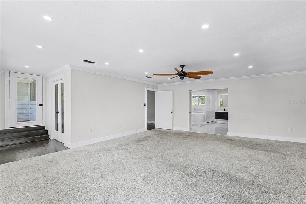 311 E 8th Avenue - Photo 10
