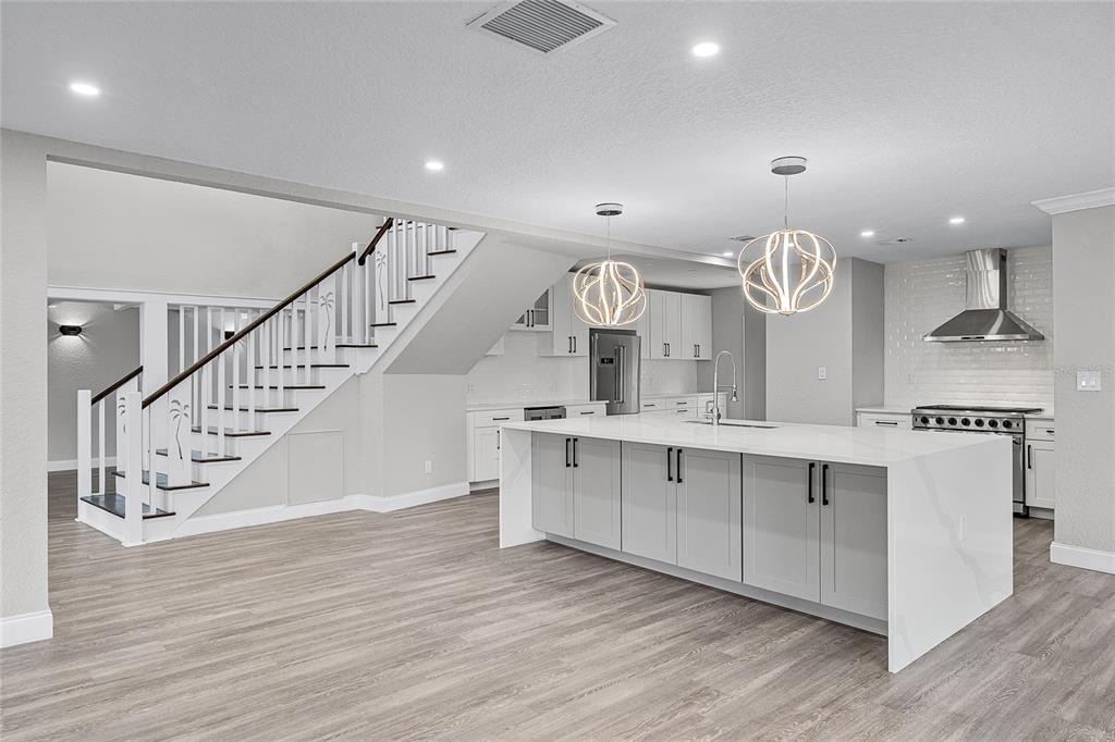 311 E 8th Avenue - Photo 38