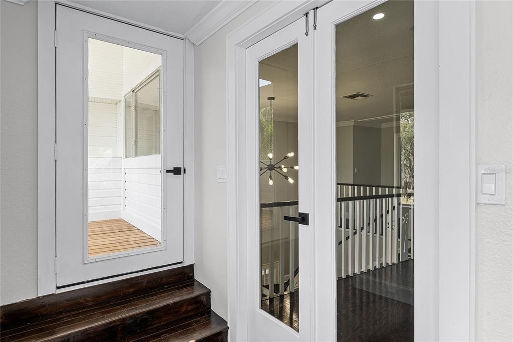 311 E 8th Avenue - Photo 15