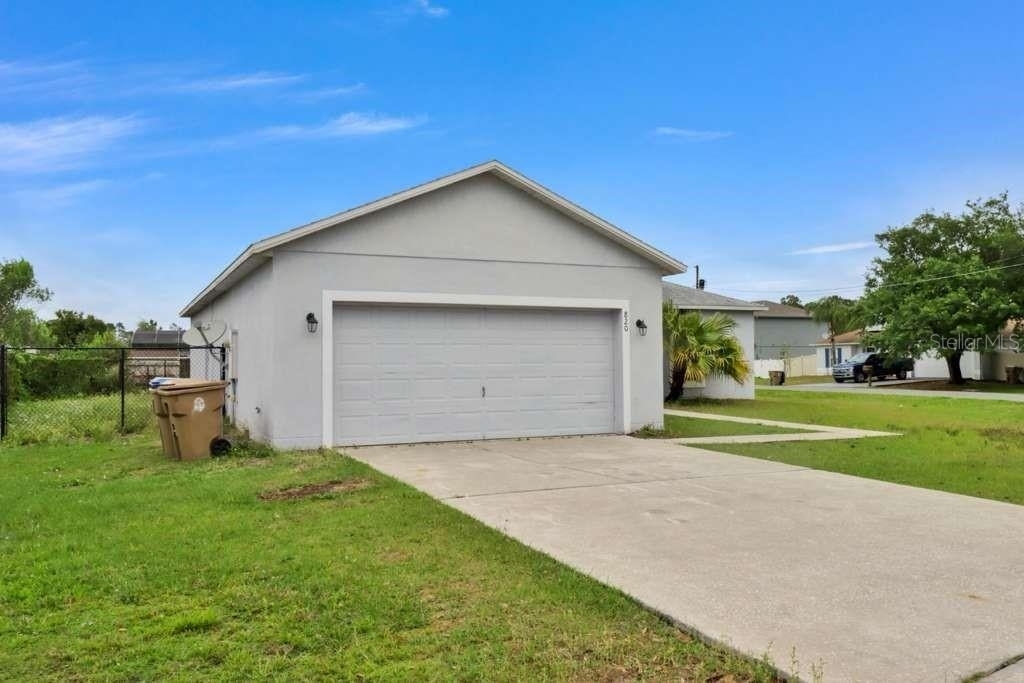 820 Grantham Drive - Photo 3