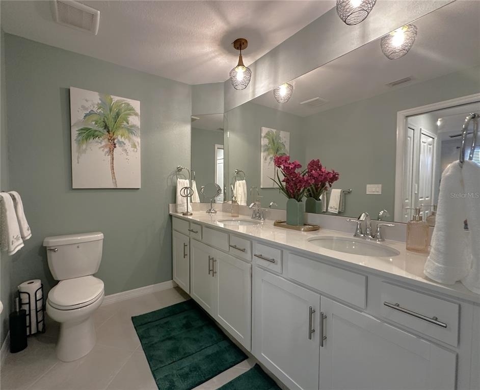 14221 Heritage Landing Boulevard - Photo 18
