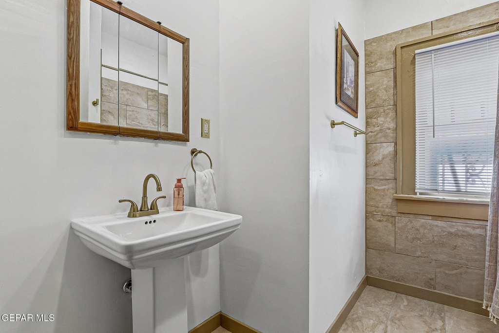 1546 Upson Dr Drive - Photo 16