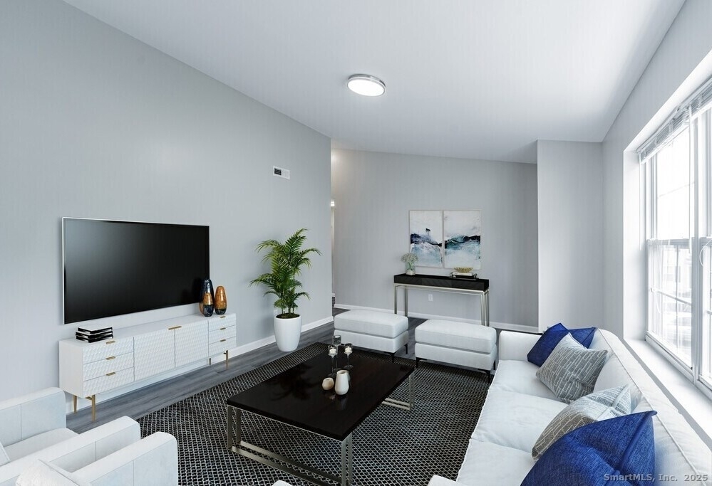253 West River Street - Photo 2