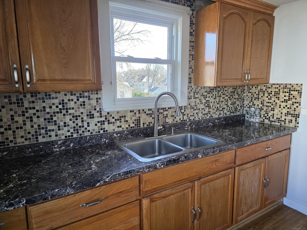 147 Pearl Street - Photo 3