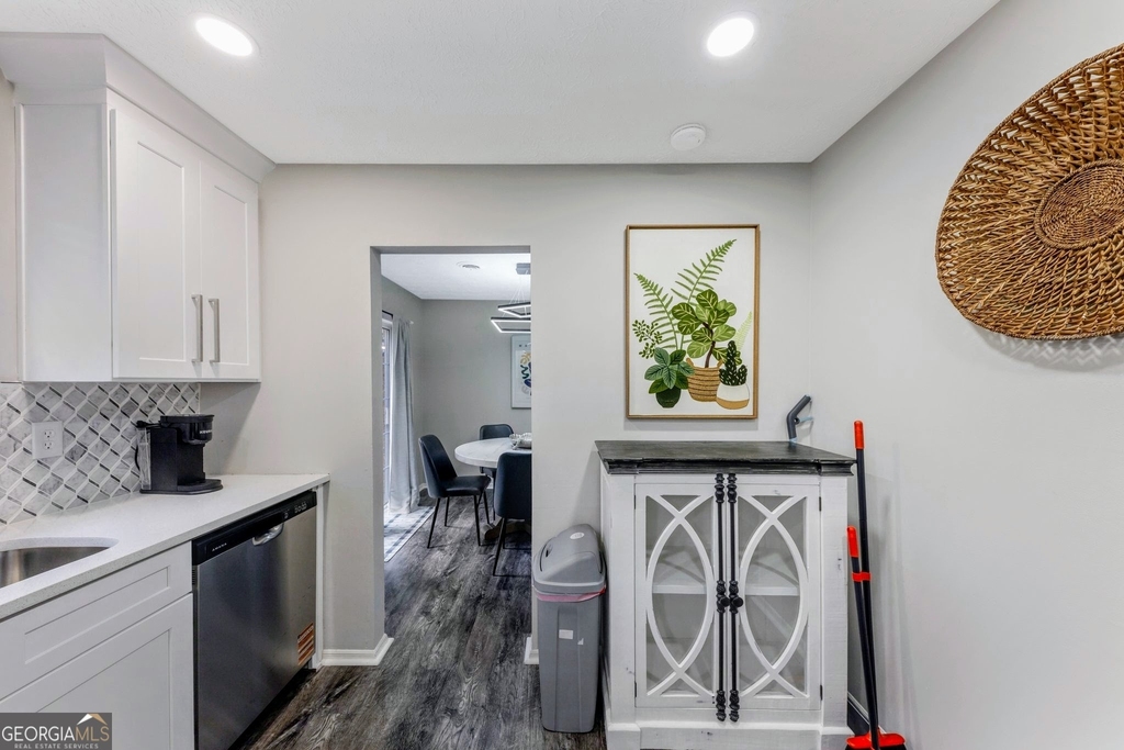 3715 Clearwater Drive - Photo 15