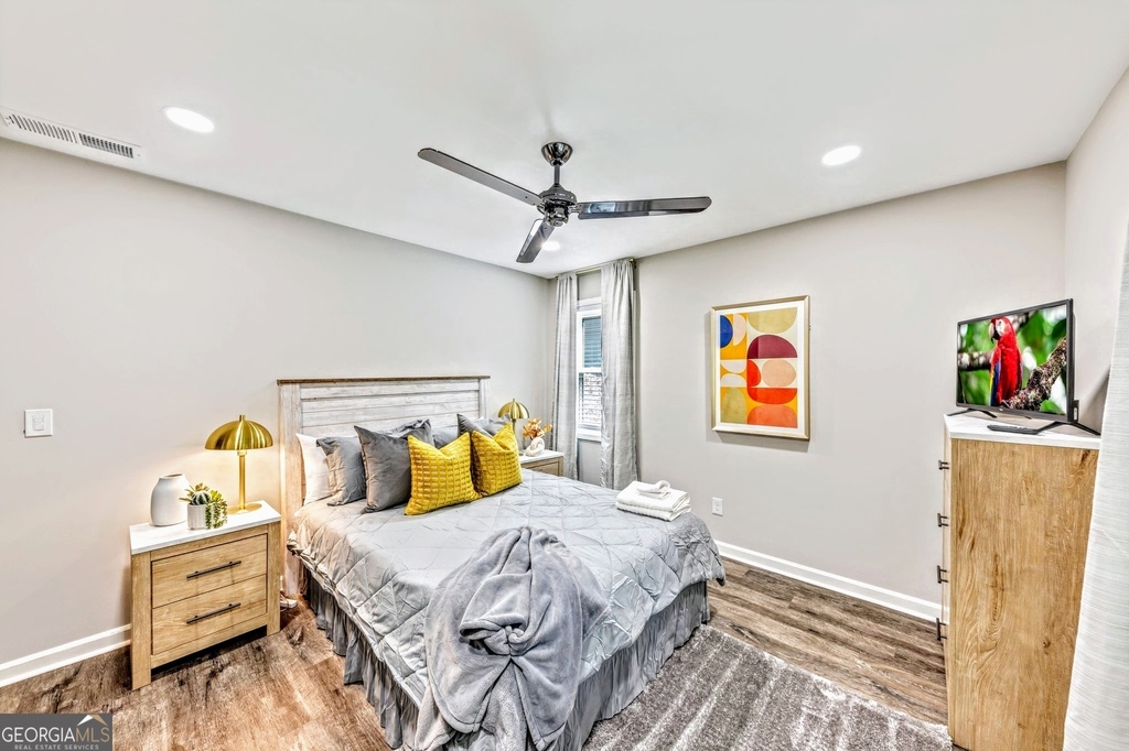 527 Charing Cross Drive - Photo 5
