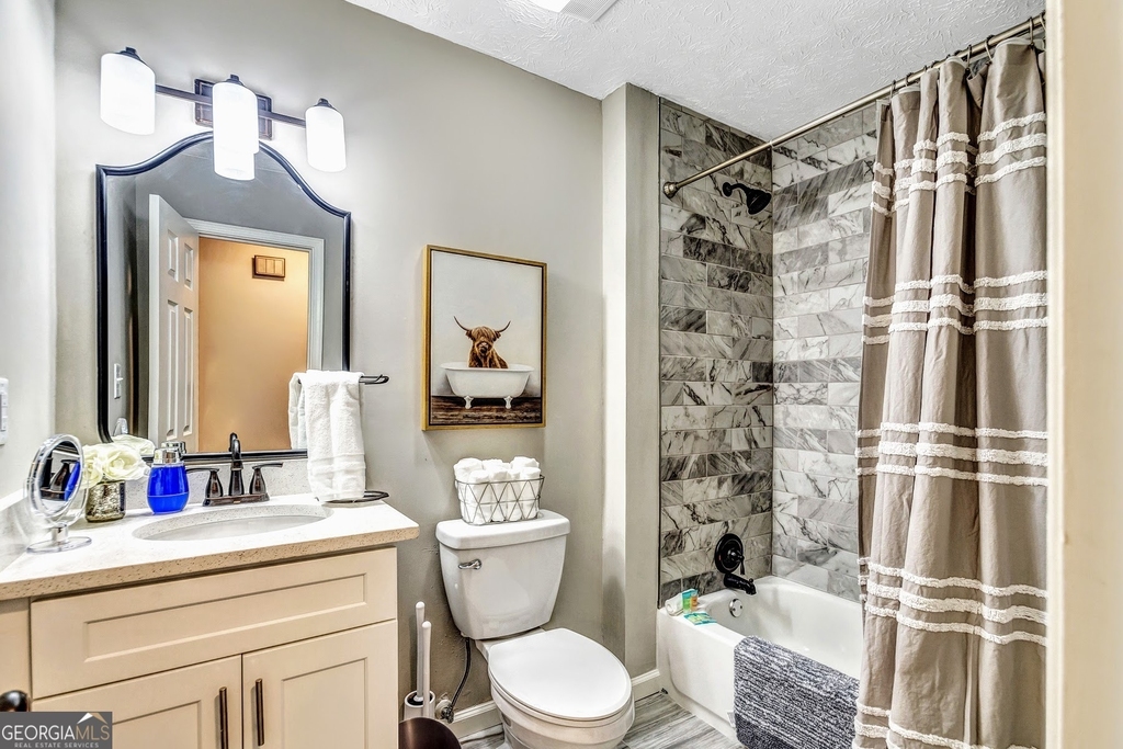3017 Valley View Drive - Photo 12