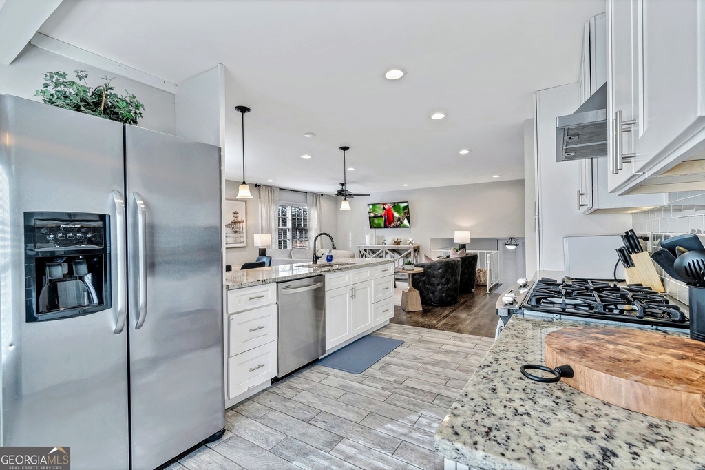 2480 Powers Ferry Drive Se - Photo 7