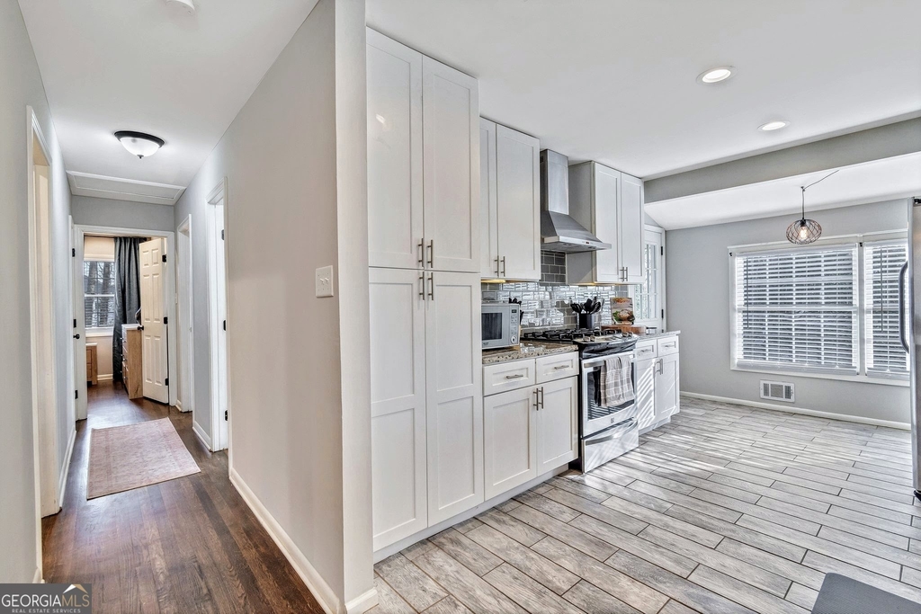 2480 Powers Ferry Drive Se - Photo 8