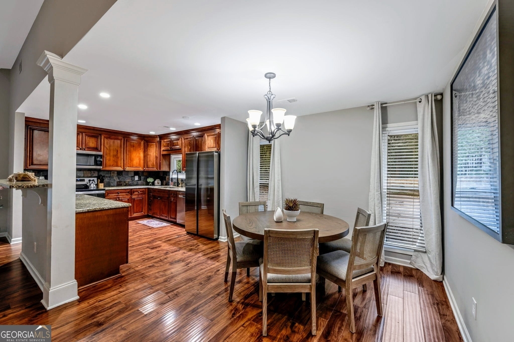 2660 Indian Lake Drive - Photo 3