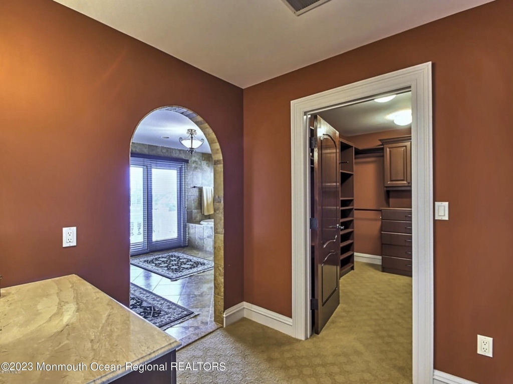 220 Pointe Drive - Photo 14