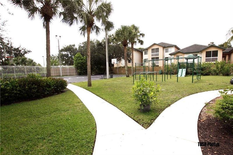 9914 Nw 56th Place - Photo 13