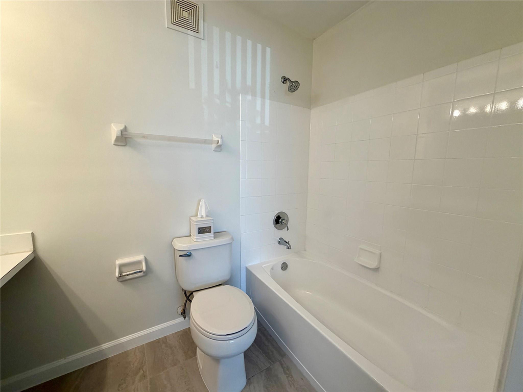 9914 Nw 56th Place - Photo 24