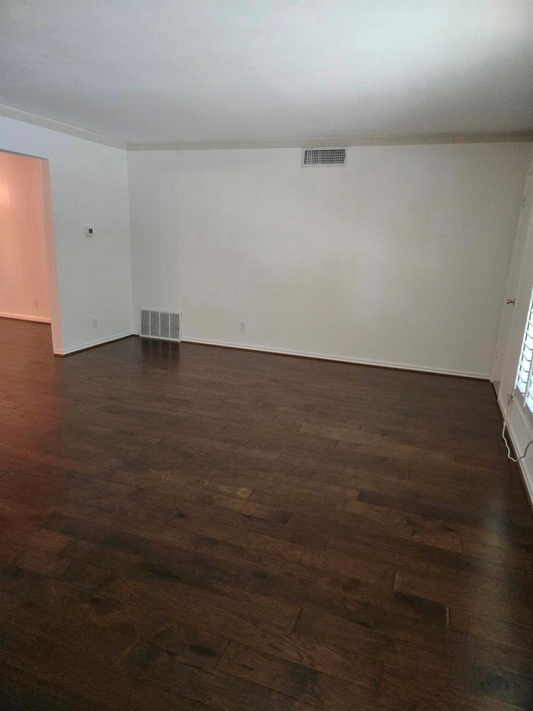 8604 Baltimore Drive - Photo 2