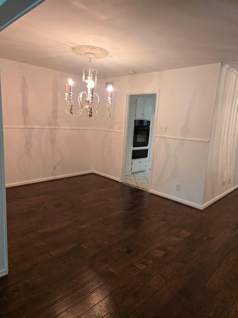 8604 Baltimore Drive - Photo 7