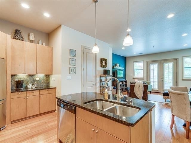 1207 Beaconsfield Lane - Photo 8