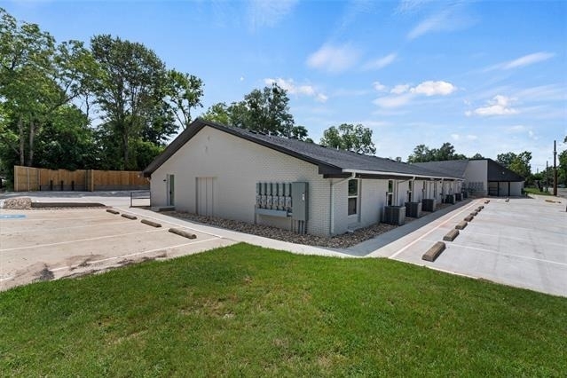 316 W 7th Street - Photo 11