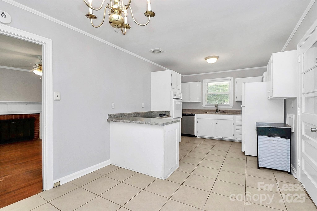 228 Seneca Place - Photo 13