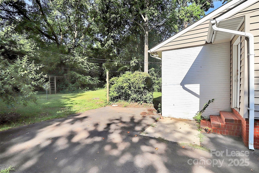 228 Seneca Place - Photo 30
