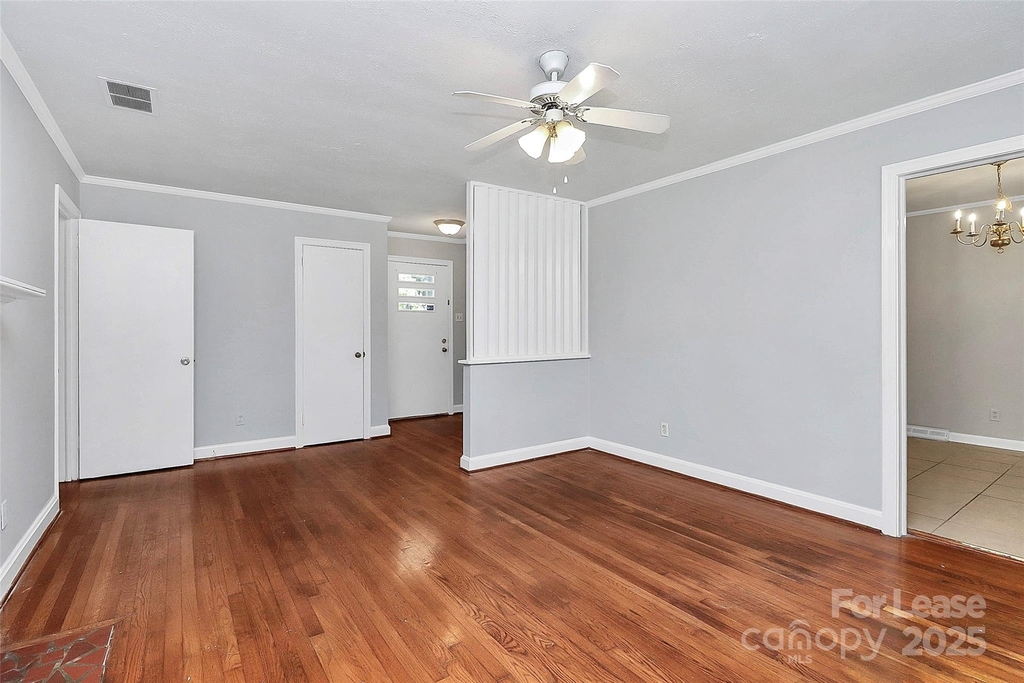 228 Seneca Place - Photo 5