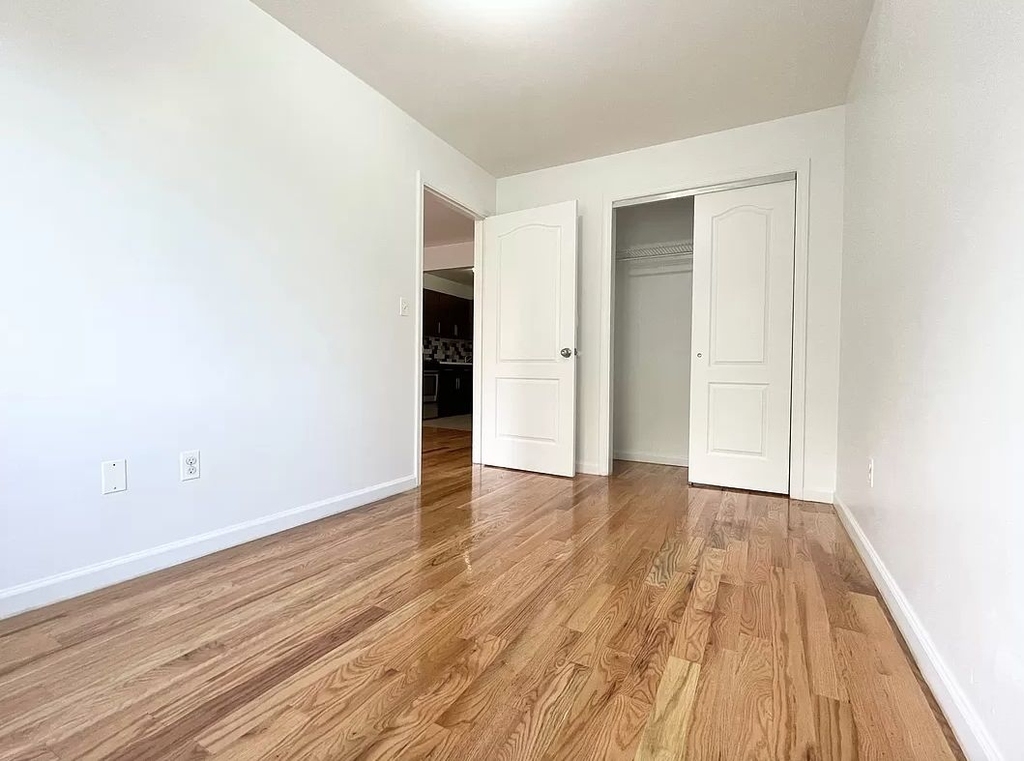 365 East 28th Street - Photo 0