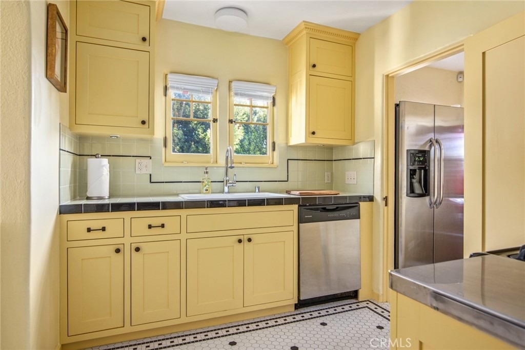 8246 4th Street - Photo 16