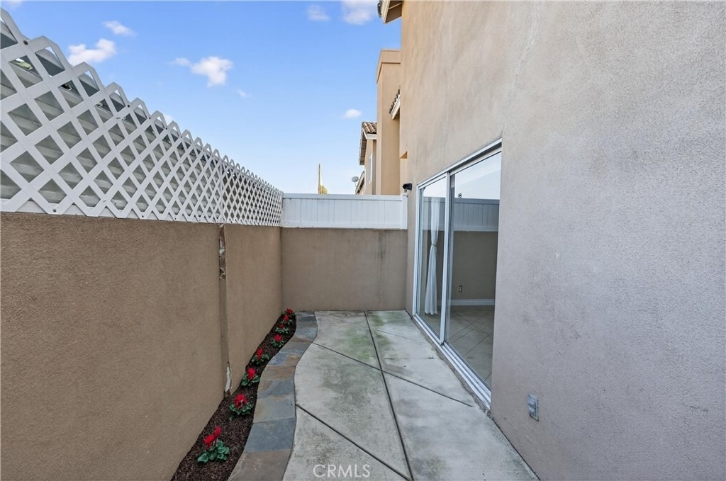 152 Terraza Court - Photo 32