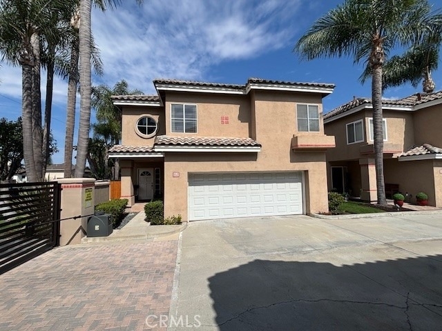 152 Terraza Court - Photo 0