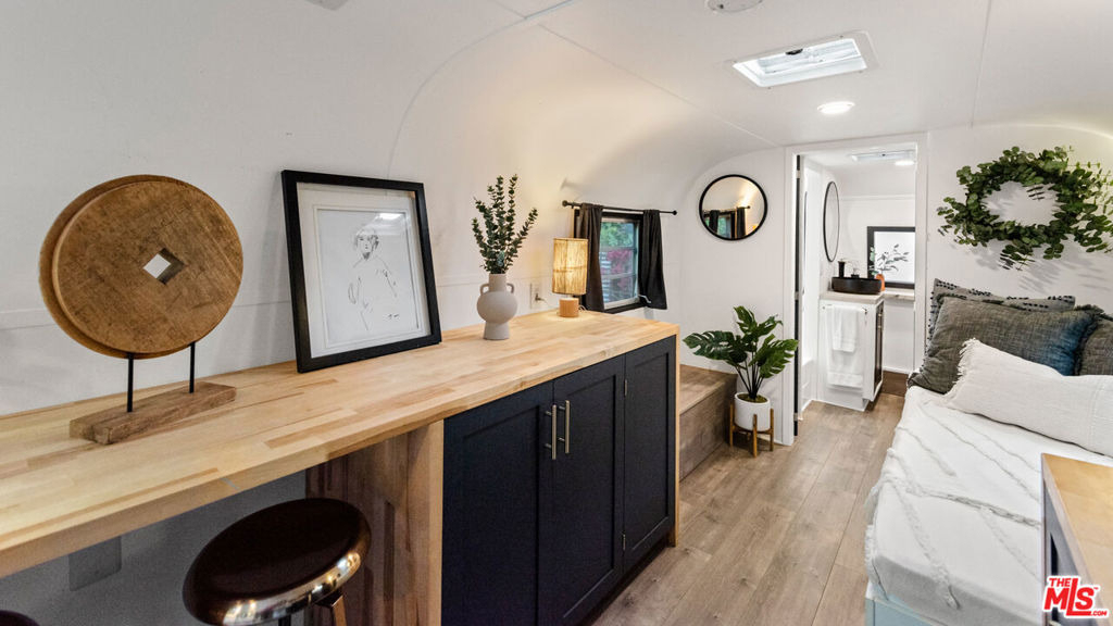 272 N Topanga - Photo 6