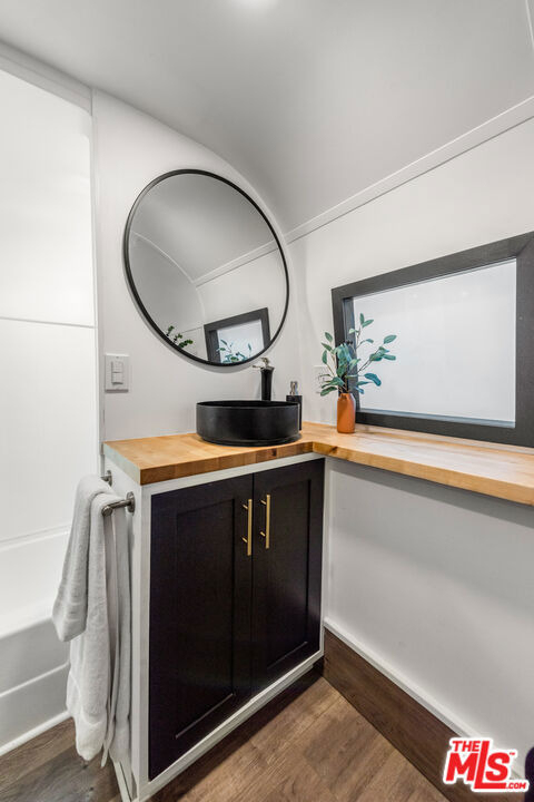272 N Topanga - Photo 17