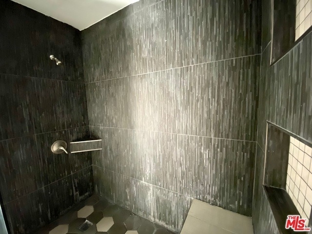 1529 S Bundy Drive - Photo 9