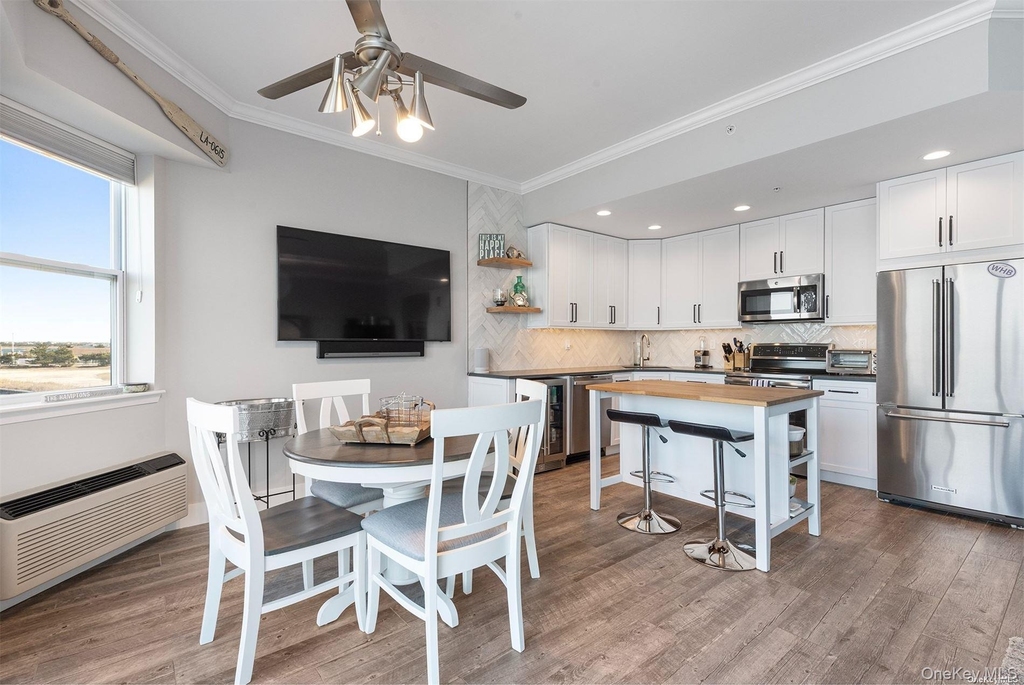 250 Dune Road - Photo 6