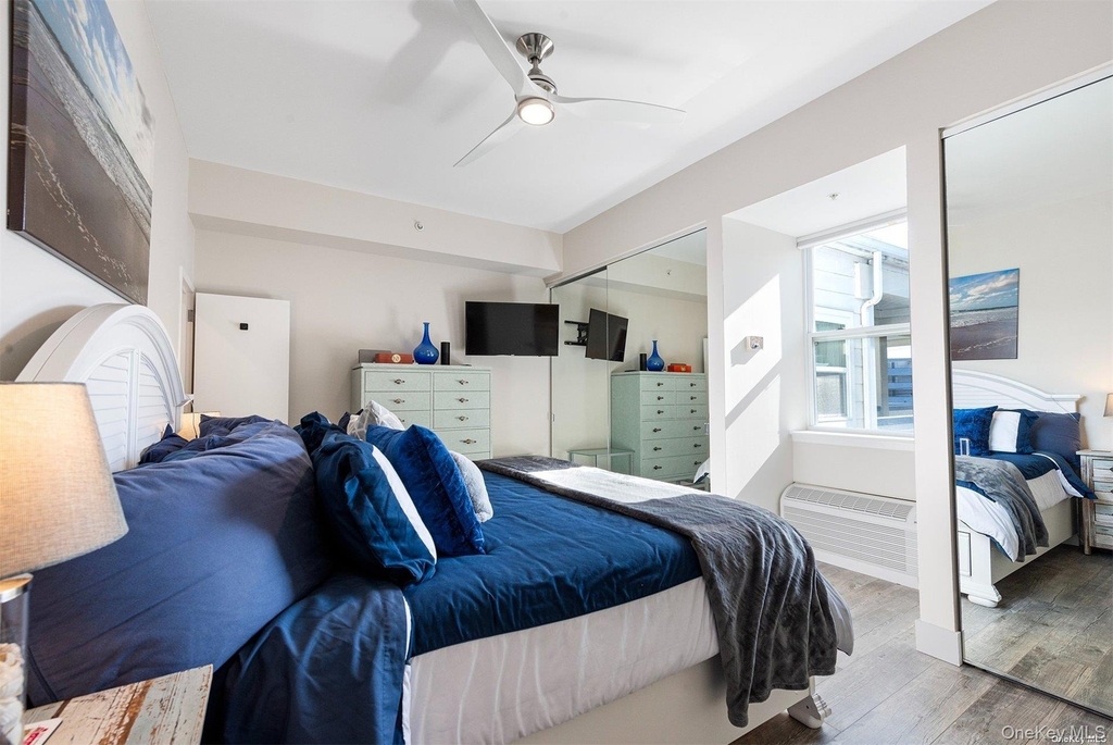 250 Dune Road - Photo 9