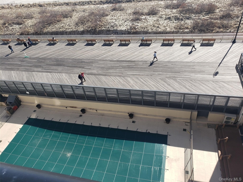 100 W Broadway - Photo 33