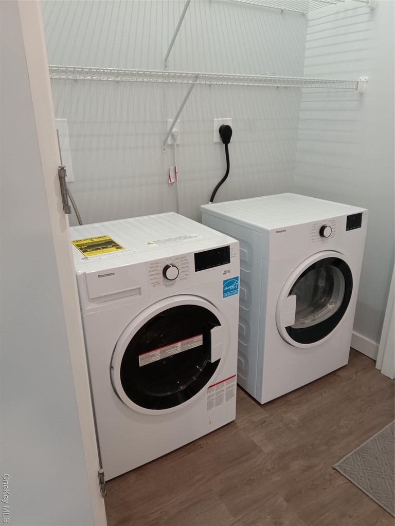 300 Carleton Avenue - Photo 10