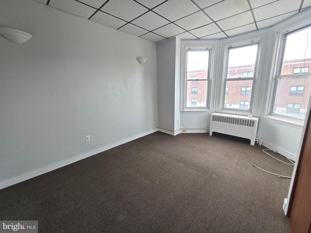 5315 Master Street - Photo 6