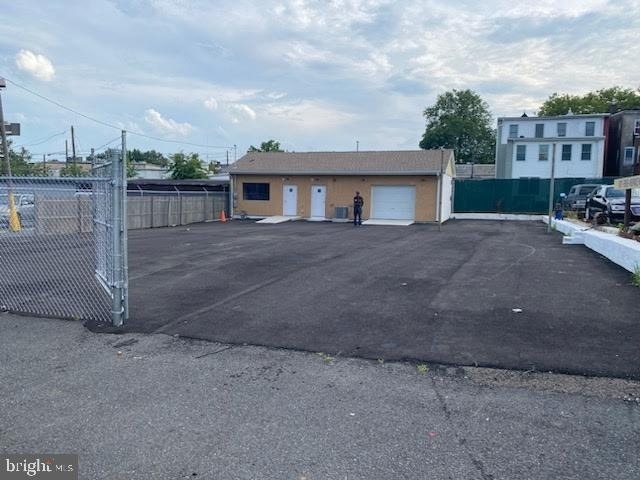 239 Bernard Street - Photo 0