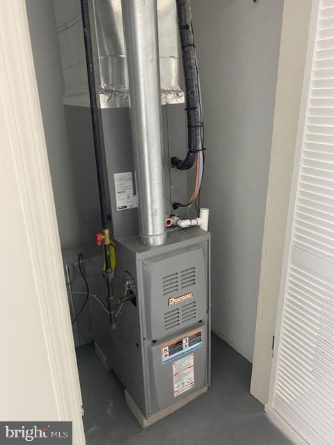 239 Bernard Street - Photo 10