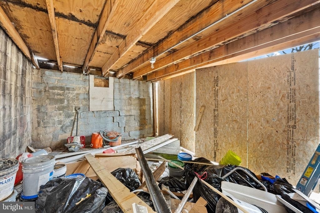 1918 E Lafayette Avenue - Photo 27