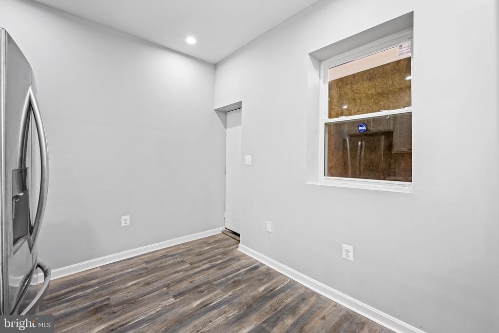 1918 E Lafayette Avenue - Photo 12