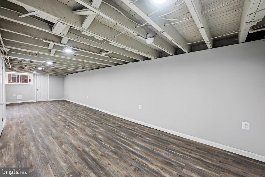 1918 E Lafayette Avenue - Photo 23