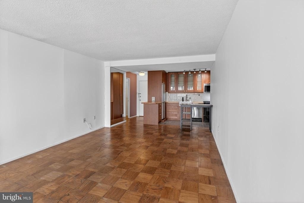 1301 Delaware Avenue Sw - Photo 7