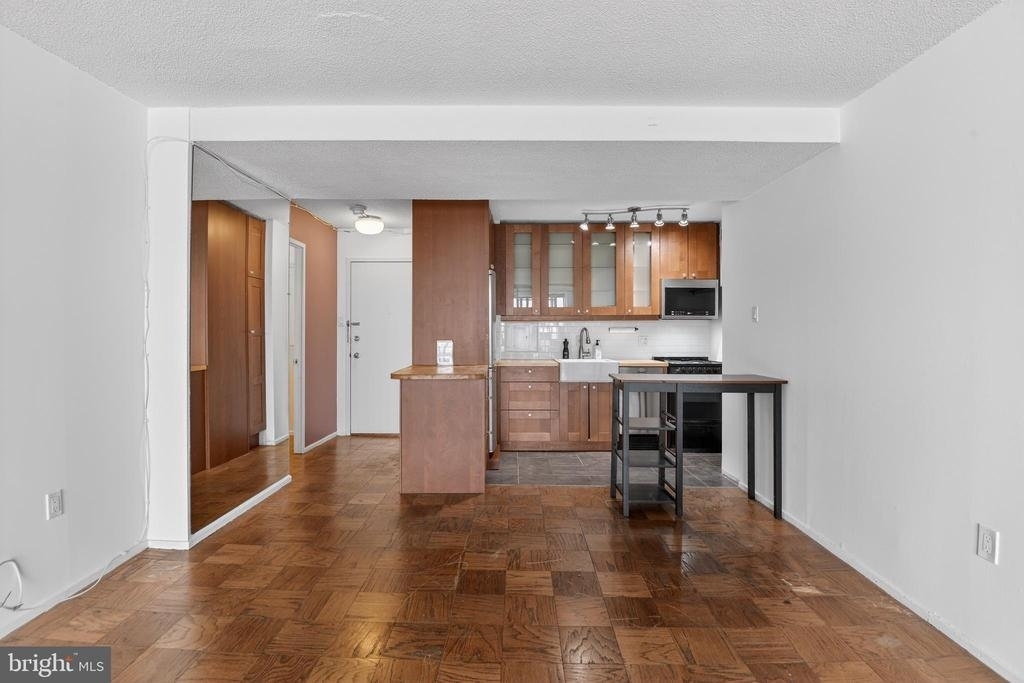 1301 Delaware Avenue Sw - Photo 9