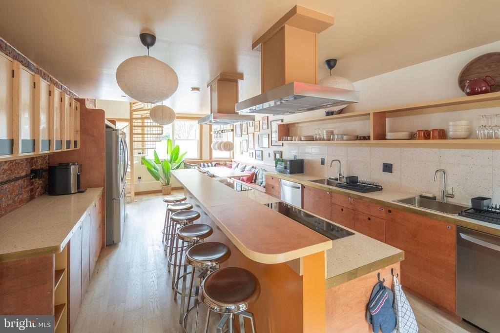 2021 4th Street Nw - Photo 11