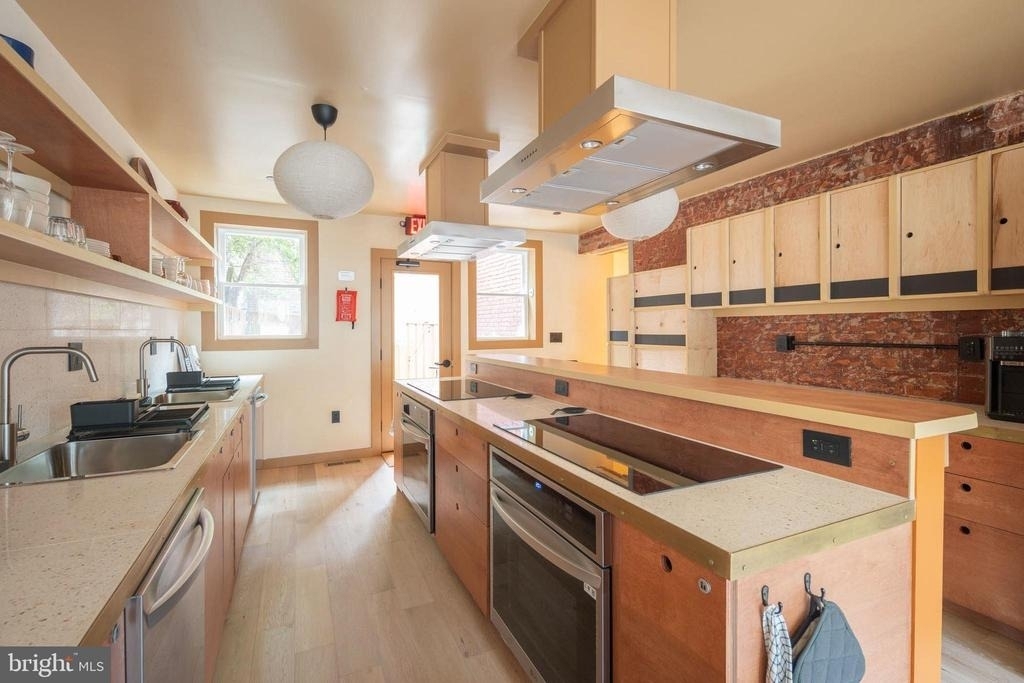 2021 4th Street Nw - Photo 8