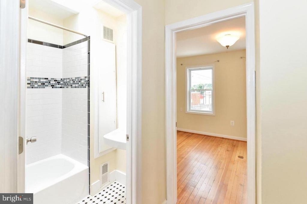 1648 L Street Ne - Photo 16