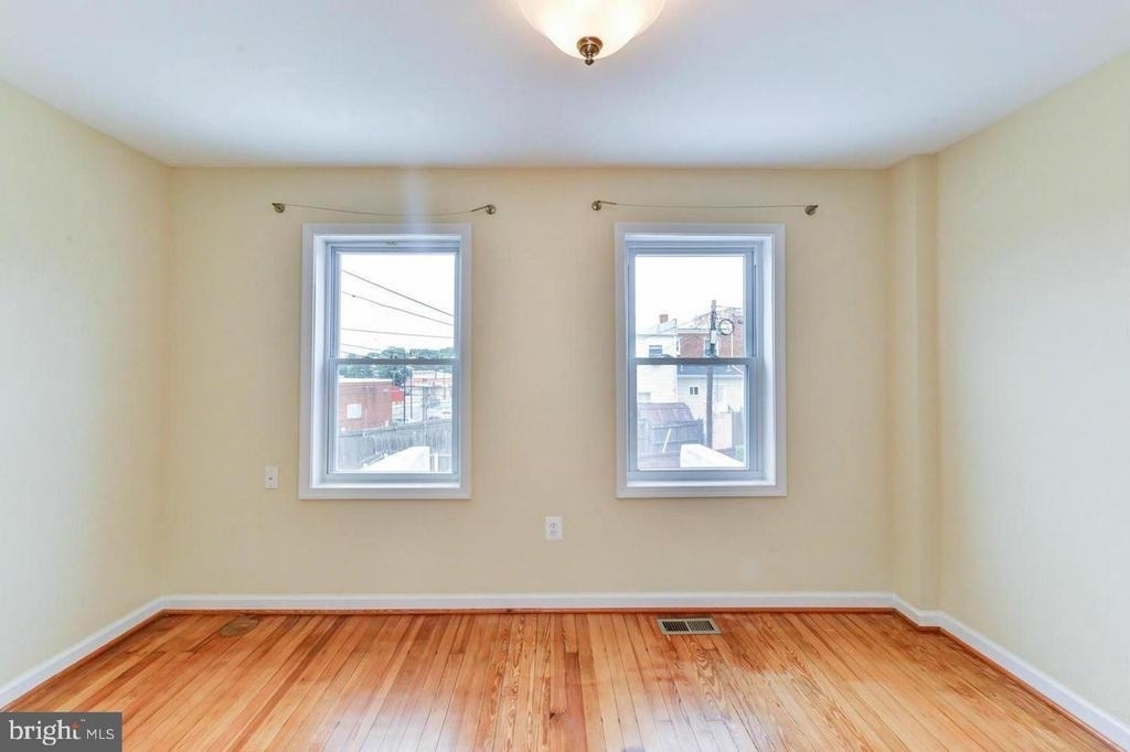 1648 L Street Ne - Photo 19