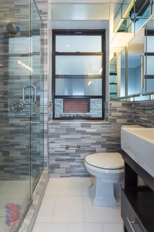 West 103rd Street, Unit 3FW - Photo 5