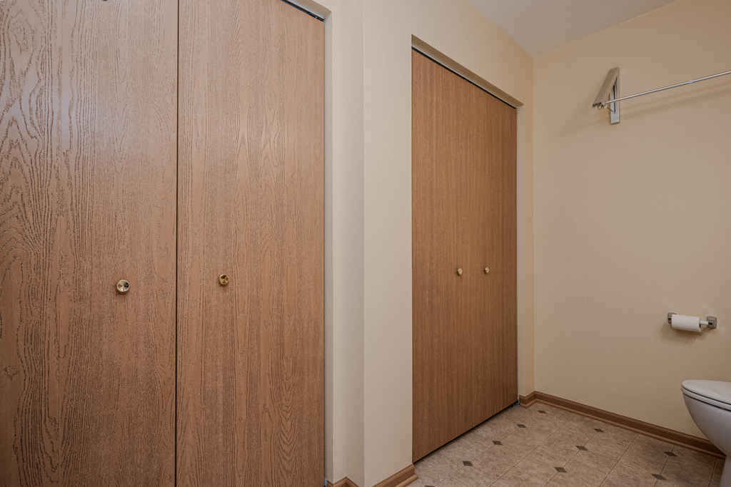 801 N Mclean Boulevard - Photo 14